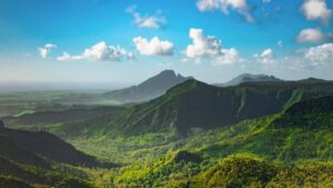 Mauritius: Private Full-Day South Mauritius Tour - Trou aux Cerfs: a calm start with big island views
