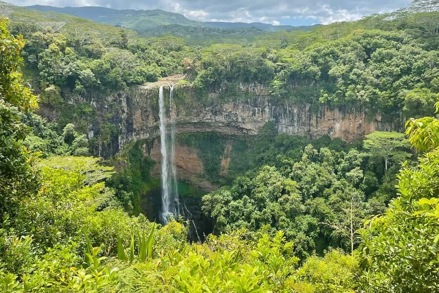 Mauritius: Private South-West Nature & Viewpoints with Lunch - Alexandra Falls viewpoint: the panoramic breather