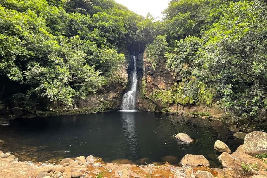 Mauritius: Private South-West Nature & Viewpoints with Lunch - Grand Bassin (Ganga Talao): the spiritual crater lake