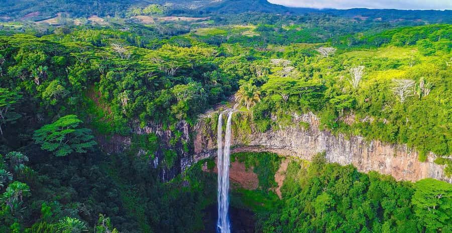 Mauritius: Private Southwest Chamarel Highlights Tour - How a 7.5-hour private circuit actually feels