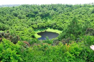 Mauritius: Private Southwest Chamarel Highlights Tour - Trou aux Cerfs crater: the volcanic start that sets the mood