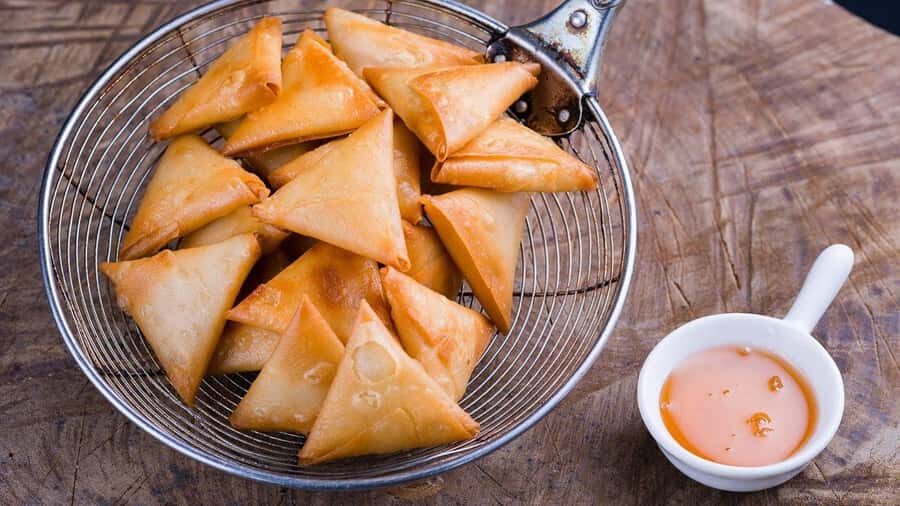 Mauritius: Snorkeling with Turtles & Port Louis Street Food - Swimming with turtles: your do’s, don’ts, and the best viewing habits