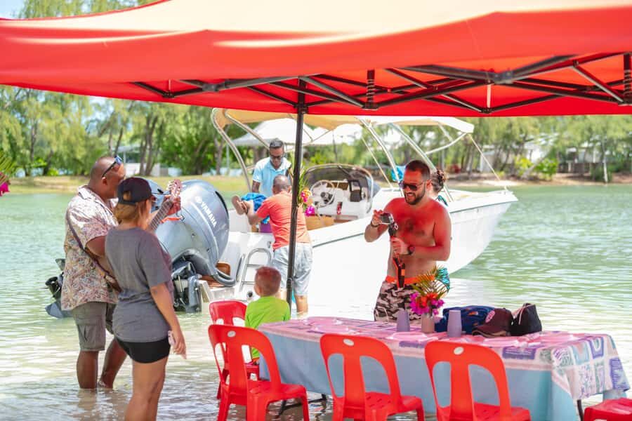 Mauritius: Speedboat Ile aux Cerfs, GRSE Waterfall, BBQ, Bar - Key takeaways before you go