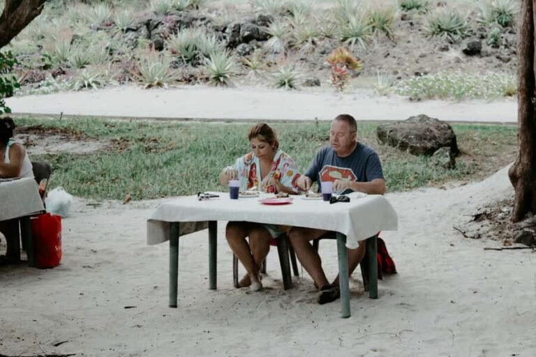 Mauritius: Speedboat Tour to Ile aux Cerfs with Lunch - Speedboat to Ile aux Cerfs: fast rides, turquoise water, and practical comfort