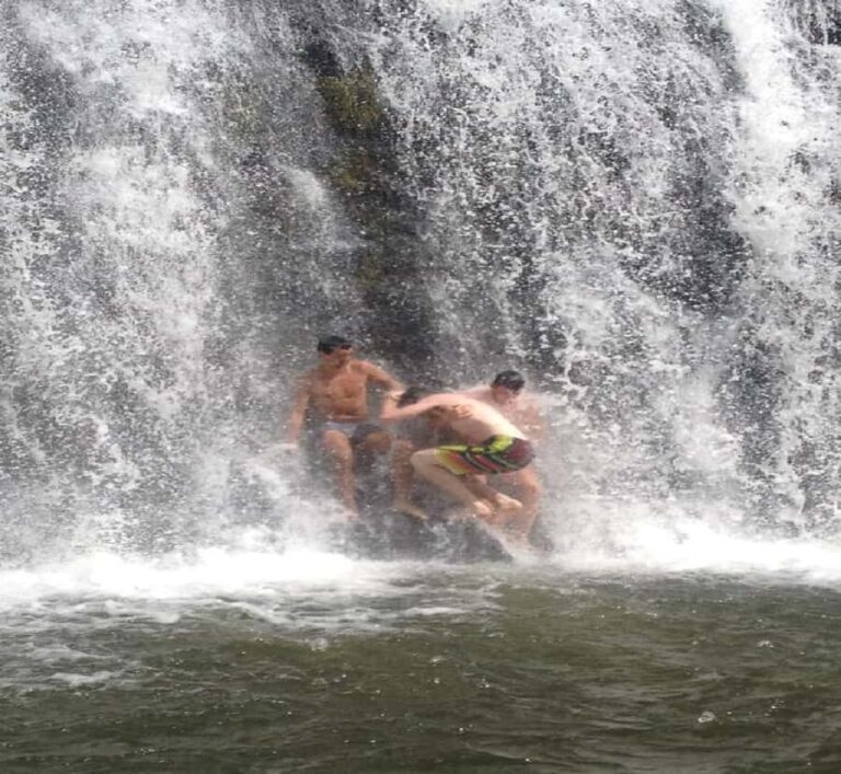 Mauritius: Tamarind Falls Guided Hike with Swim and Lunch - Meeting at Henrietta Bus Station and the “real guide” factor