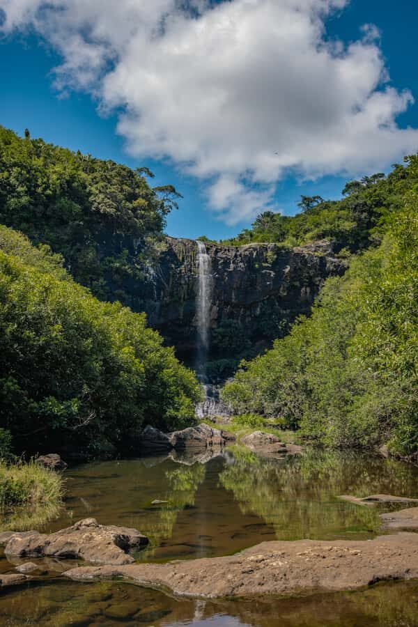 Mauritius: Tamarind Falls Highlights 3-Hour Hiking Trip - Waterfall sequence and the swim stops that make it worth it