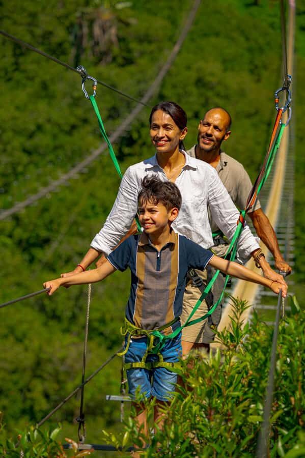 Mauritius: Vallé Advenature Park, Nepalese Bridge - What to Bring (and What to Skip): Shoes and Common Sense