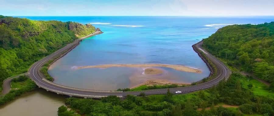 Mauritius: Vanilla Park & Beaches Tour with Extra Option - Gris Gris Beach: rugged south-coast walking and sea views that feel real