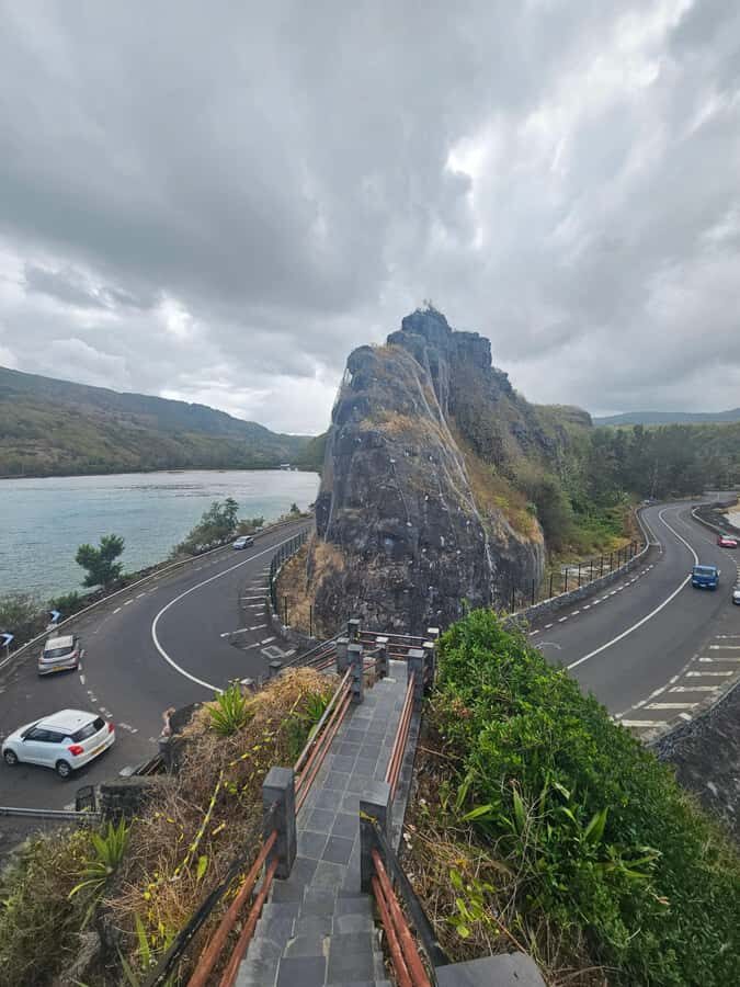 Mauritius: Vanilla Park & Beaches Tour with Extra Option - Maconde scenic road and viewpoint: the kind of stop you only appreciate slowly