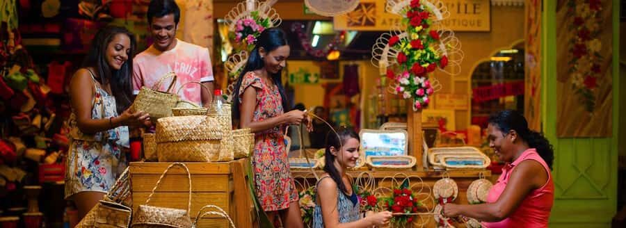 North of Mauritius All inclusive Full day Tour with Lunch - Lunch in Port Louis: Typical Mauritian Food Without the Decision Stress