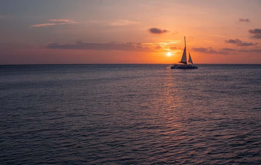 North of Mauritius: Sunset Catamaran Cruise, Drinks & Snacks - What to pack: the sunset chill is real