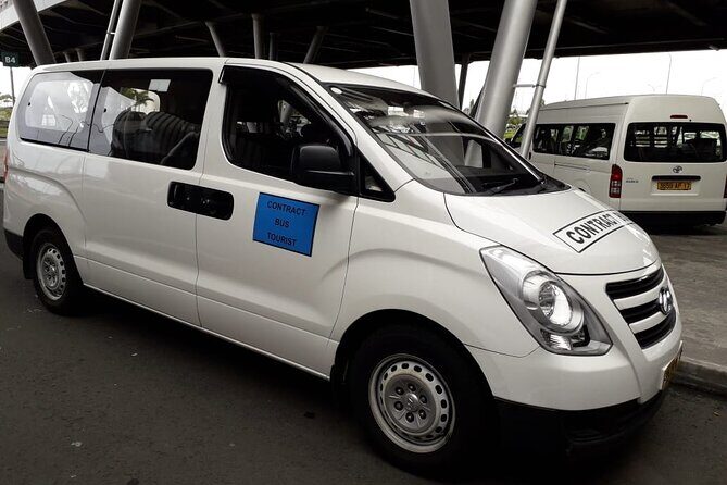 Private Airport-Hotel Transfers in Mauritius - Communication That Reduces Stress: WhatsApp and Multilingual Support
