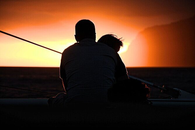 Private Exclusive Sundowner catamaran with Dinner & Transfer - 3-course dinner onboard: how to think about the meal and the lobster add-on