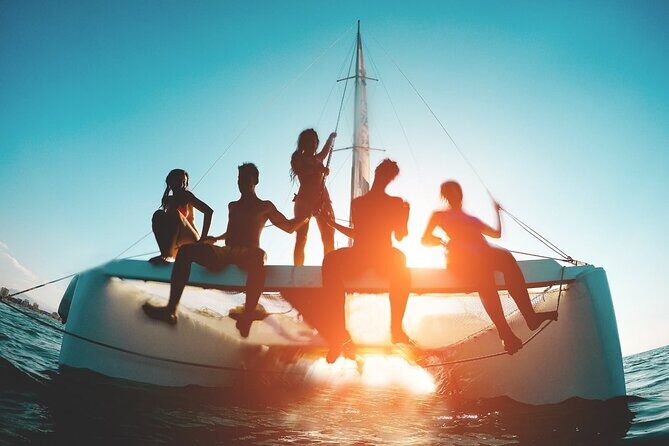 Private Exclusive Sundowner catamaran with Dinner & Transfer - Price and value: is $976.97 for up to 2 worth it?
