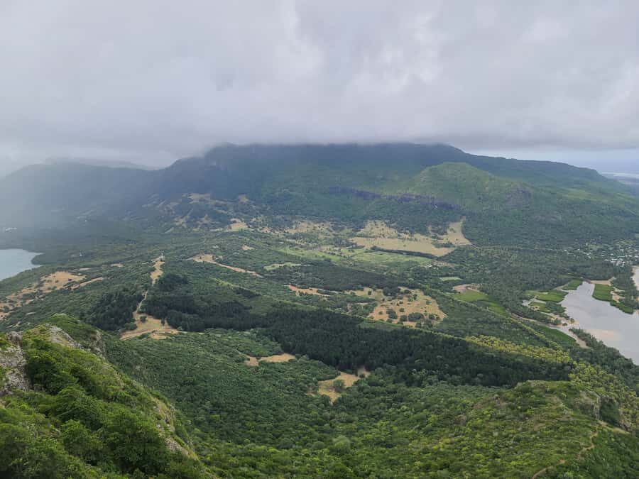 PRIVATE LeMorne Mountain Picturesque Hike-UNESCO Recognised - Ocean-and-Coast Views: North-West and South-East Unfolding