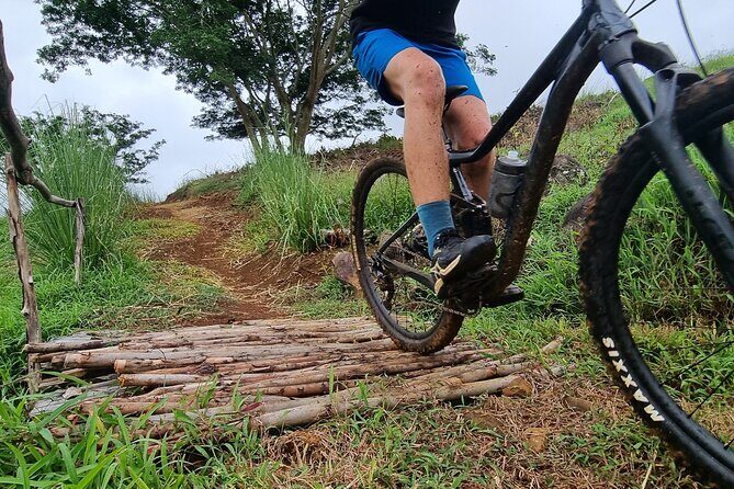 Private Mountain Biking Experience in the Wild South of Mauritius - What the session feels like: pace, breaks, and the Rider Café finish