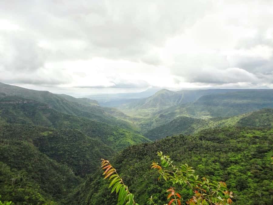 Private Southwest Tour with Local Lunch & Entrance Fees - Chamarel 7-Coloured Earth: self-guided, so go slow