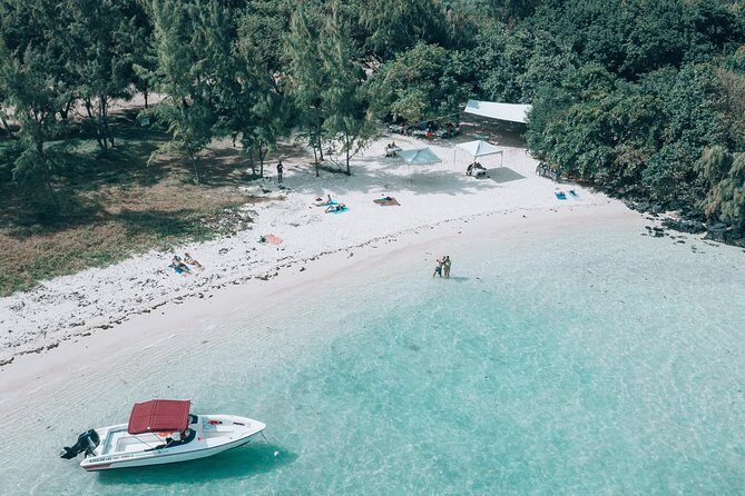 Private speed boat to ile aux cerfs - Speedboat timing that actually changes your day