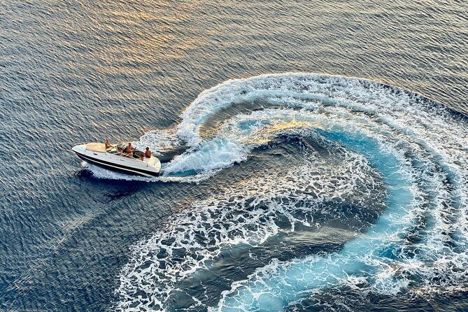 Private speed boat to Ile aux Cerfs full-day Incl: Lunch & Transfer - Port Louis to Trou d’eau Douce: the early start that sets the tone