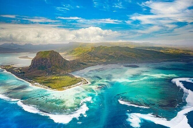 South-West of Mauritius Private Full-Day Scenic Tour - Bassin Blanc and the Scenic Road Bend: A Long Look at the Wild Road