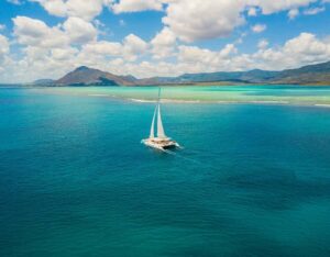 Southwest of Mauritius: Catamaran Cruise w/ Snorkeling - Tamarin Bay dolphin time: great odds, real etiquette
