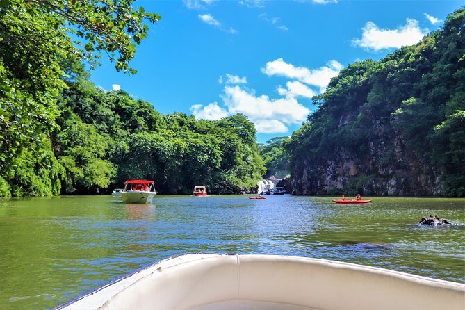 Speedboat Ile aux Cerfs + GRSE Waterfall, BBQ and Bar - Ile aux Cerfs: Your 2 Hours of Beach Time (Plus Optional Fun)