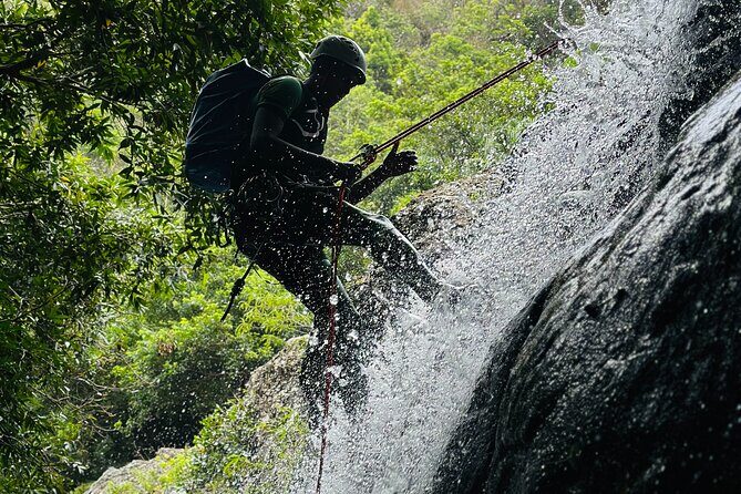 Tamarind Falls Abseiling - Tamarind Falls and 7 Cascades: what you’re really signing up for