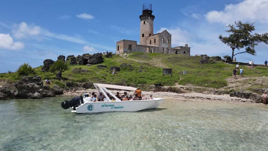 Trou d'Eau Douce: 5 Islands Tour with Snorkeling and BBQ - Grse waterfall and the in-between moments you’ll remember